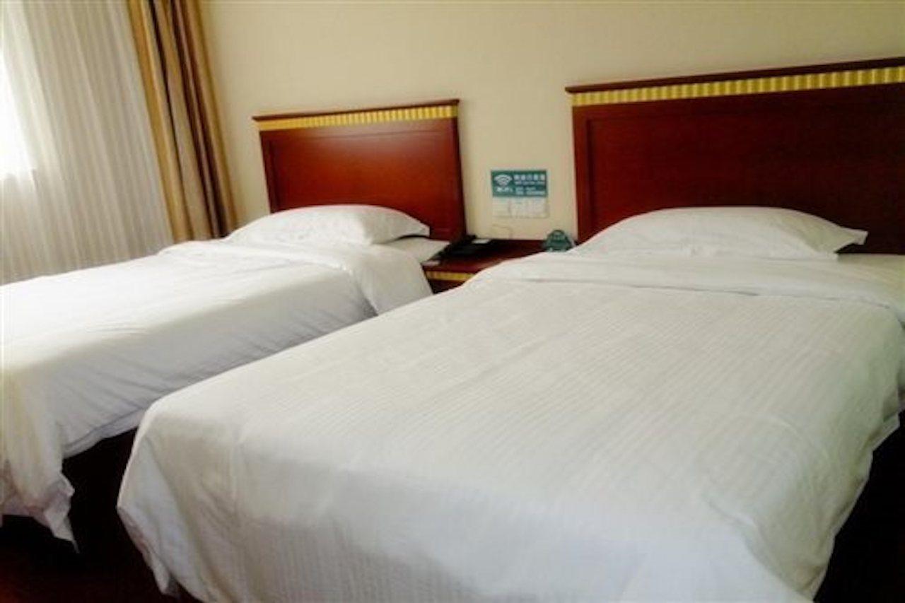 Greentree Inn Henan Luoyang Wangcheng Square Business Hotel Экстерьер фото